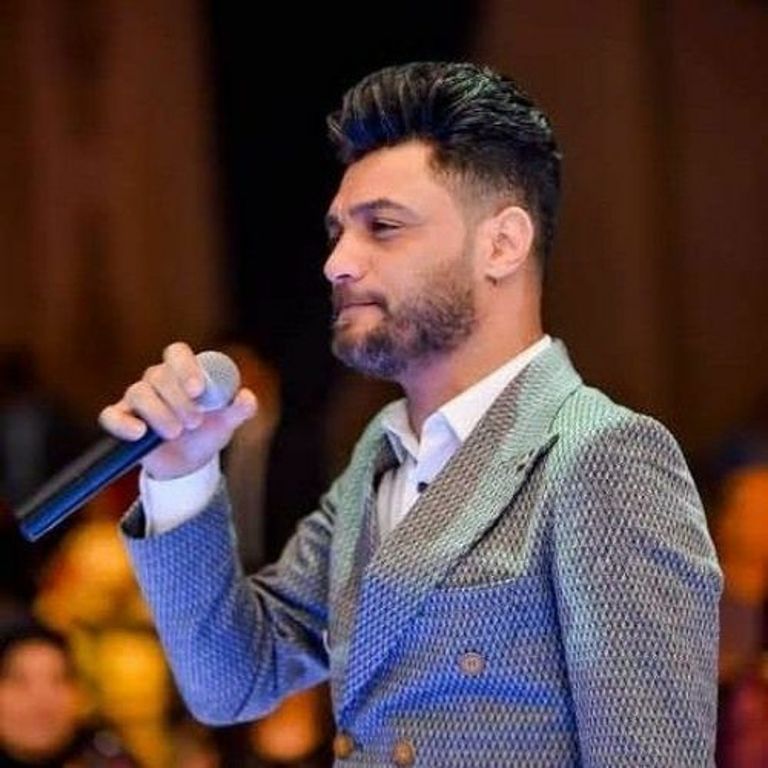 عاجل: بعد رحيله.. وصية وأسرار خفية في حياة المطرب أحمد عامر