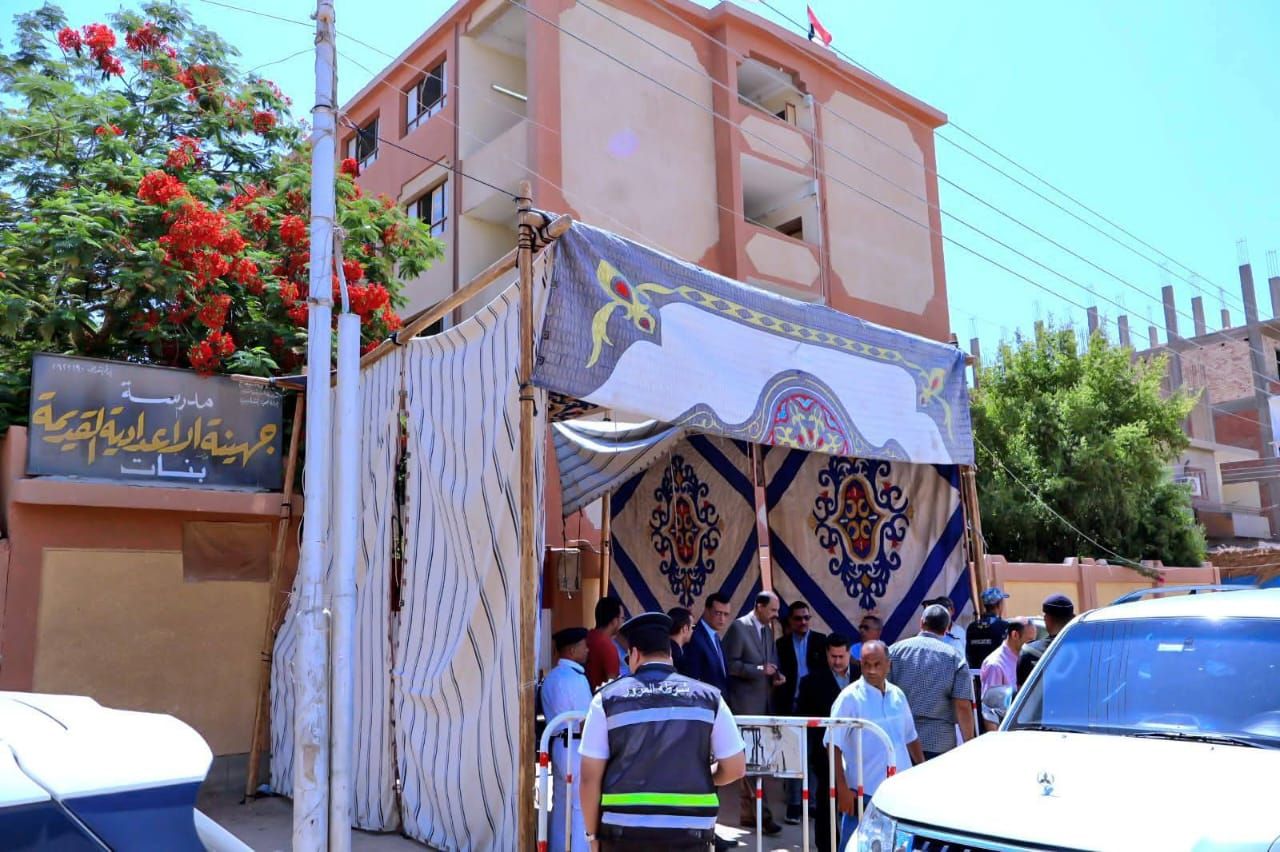 عاجل: إصابة طالب ثانوية بعد دخول سماعة غش من أذنه بسوهاج