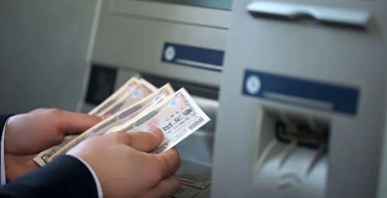 الشركات اليابانية تقر أكبر زيادة للأجور في 34 عاما