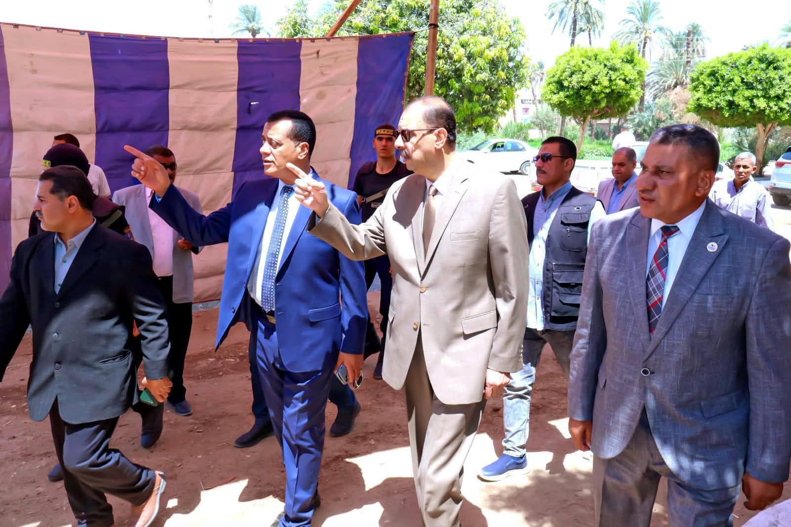 عاجل: إصابة طالب ثانوية بعد دخول سماعة غش من أذنه بسوهاج