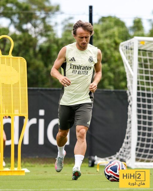 عاجل: صور: ريال مدريد يختتم تدريباته استعداداً لمواجهة دورتموند