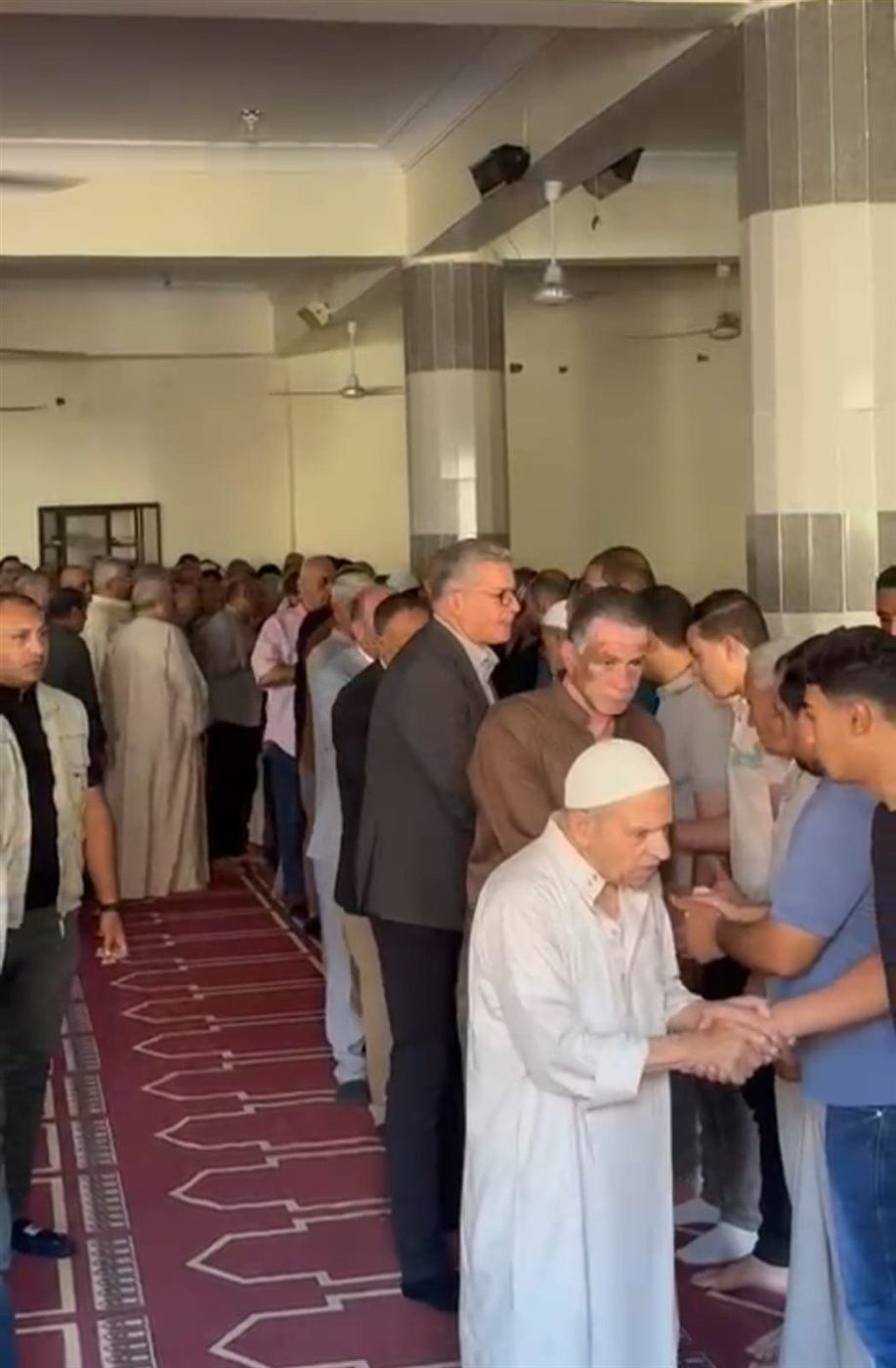 عاجل: من الغربية للمعادي.. وزير البترول يقدم العزاء في ضحيتي غرق الحفار