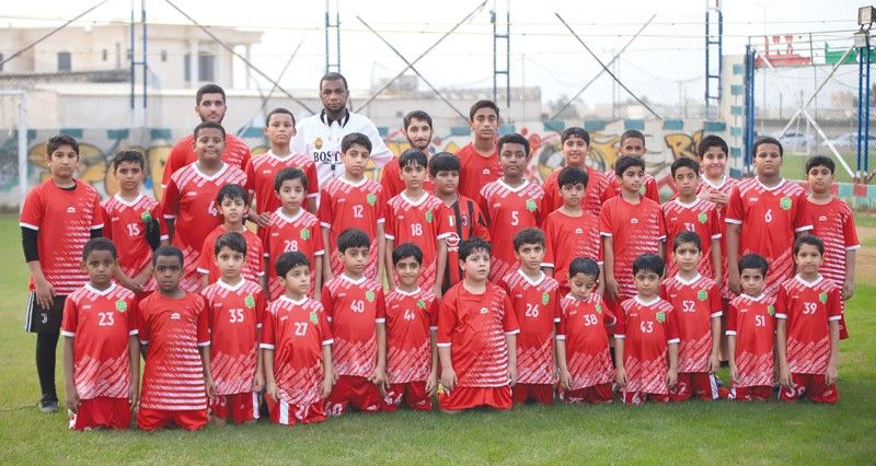 «85» طفلا وناشئا يلتحقون بأكاديمية خضراوين لكرة القدم بشناص