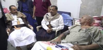 أخبار اليمن : أمين عام المؤتمر يطمئن على صحة الشيخ علي جليدان