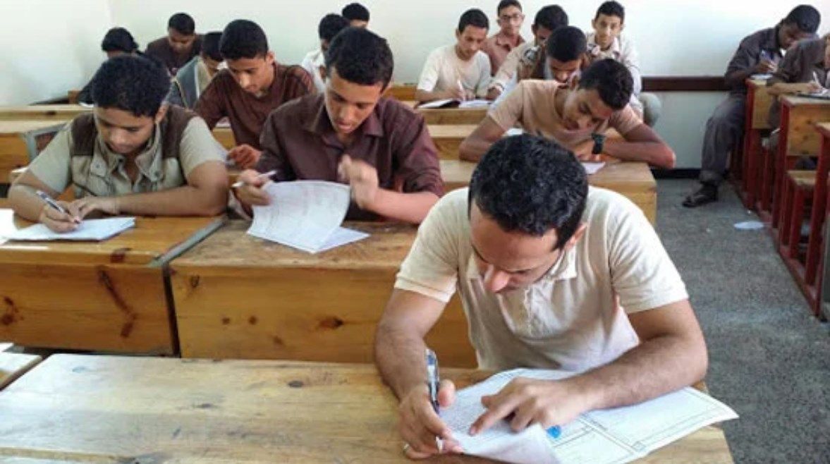 عاجل: تسريب امتحان الرياضيات البحتة للثانوية العامة.. والتعليم ترد