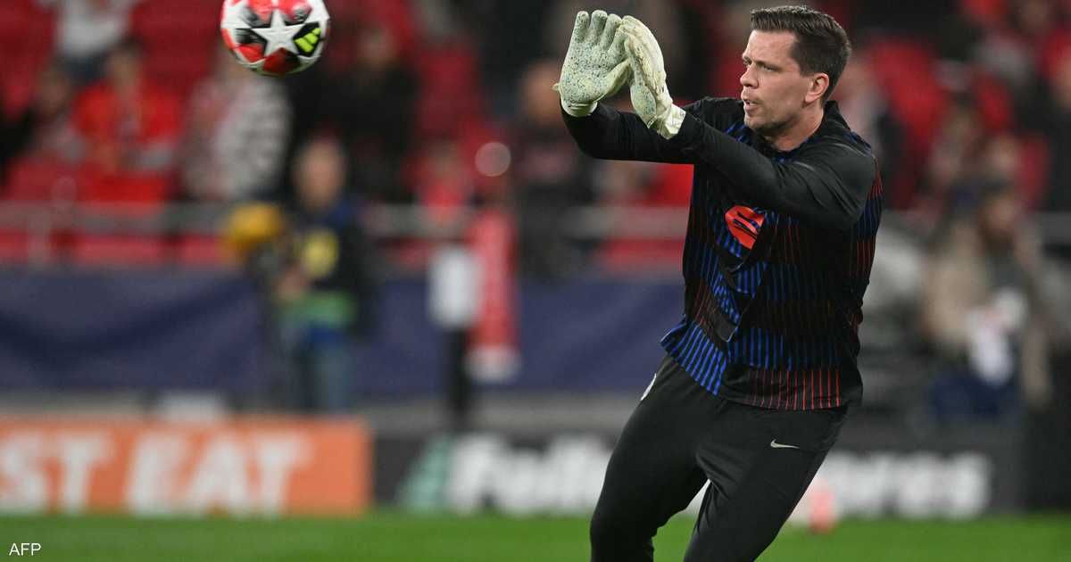 العالم اليوم - برشلونة يحسم مستقبل حارس مرماه تشيزني