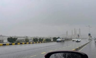 أخبار اليمن : أمطار غزيرة ورياح وتحذير جديد من البحر