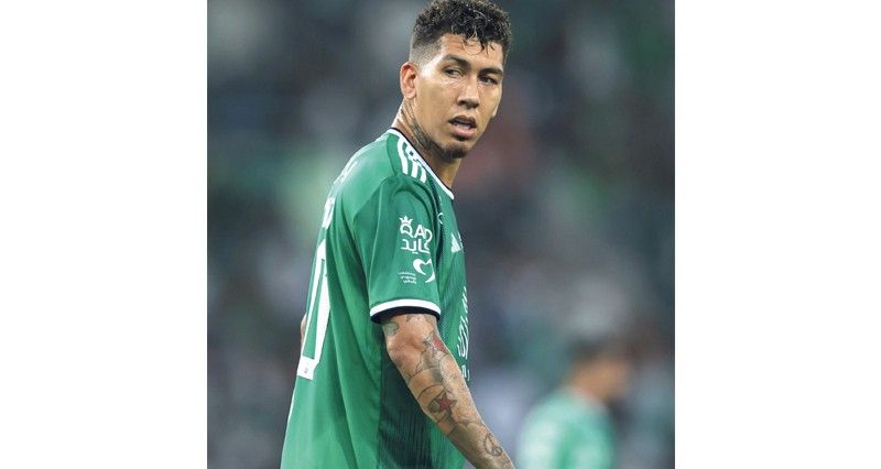 البرازيلي فيرمينو يستعد للرحيل عن أهلي جدة والانتقال إلى السد القطري