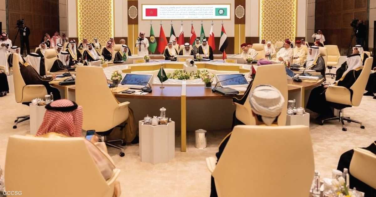 العالم اليوم - مجلس التعاون الخليجي يدين الهجمات الإسرائيلية على سوريا