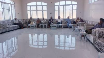 أخبار اليمن : لقاء سقطري يناقش خطورة المشاريع الصغيرة على اليمن ويؤكد ضرورة مواجهتها