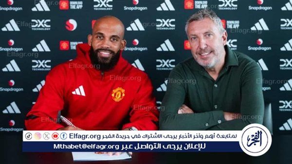 رسميًا.. مانشستر يونايتد يضم مبيومو من برينتفورد