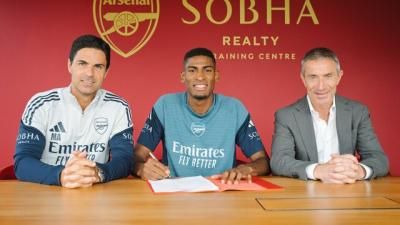 أرسنال يضم موسكيرا