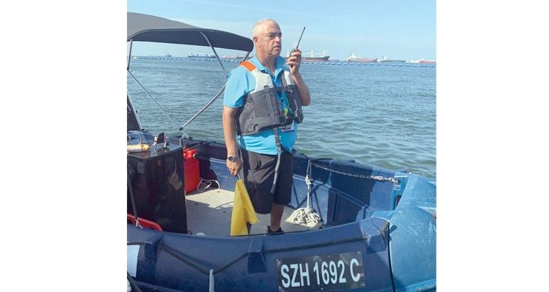 عبدالمنعم العلوي يتألق فـي تحكيم بطولة العالم للألعاب المائية بسنغافورة