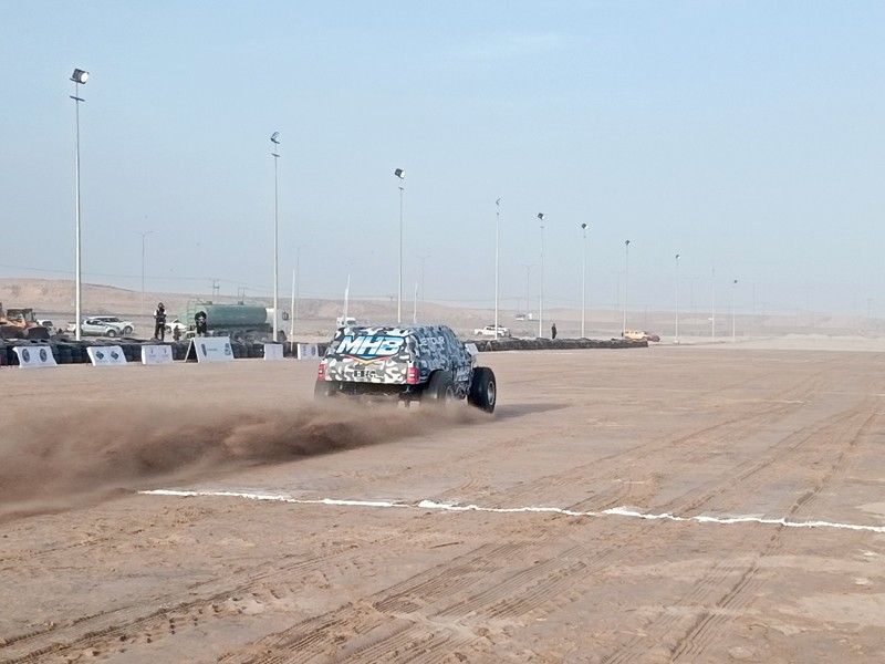 انطلاق النسخة الـ 4 من بطولة ظفار الدولية للدراج ريس الرملي