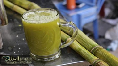 سؤال حير الملايين.. لماذا يتغير لون عصير القصب بعد دقائق من شرائه؟ أخيراً عرفنا