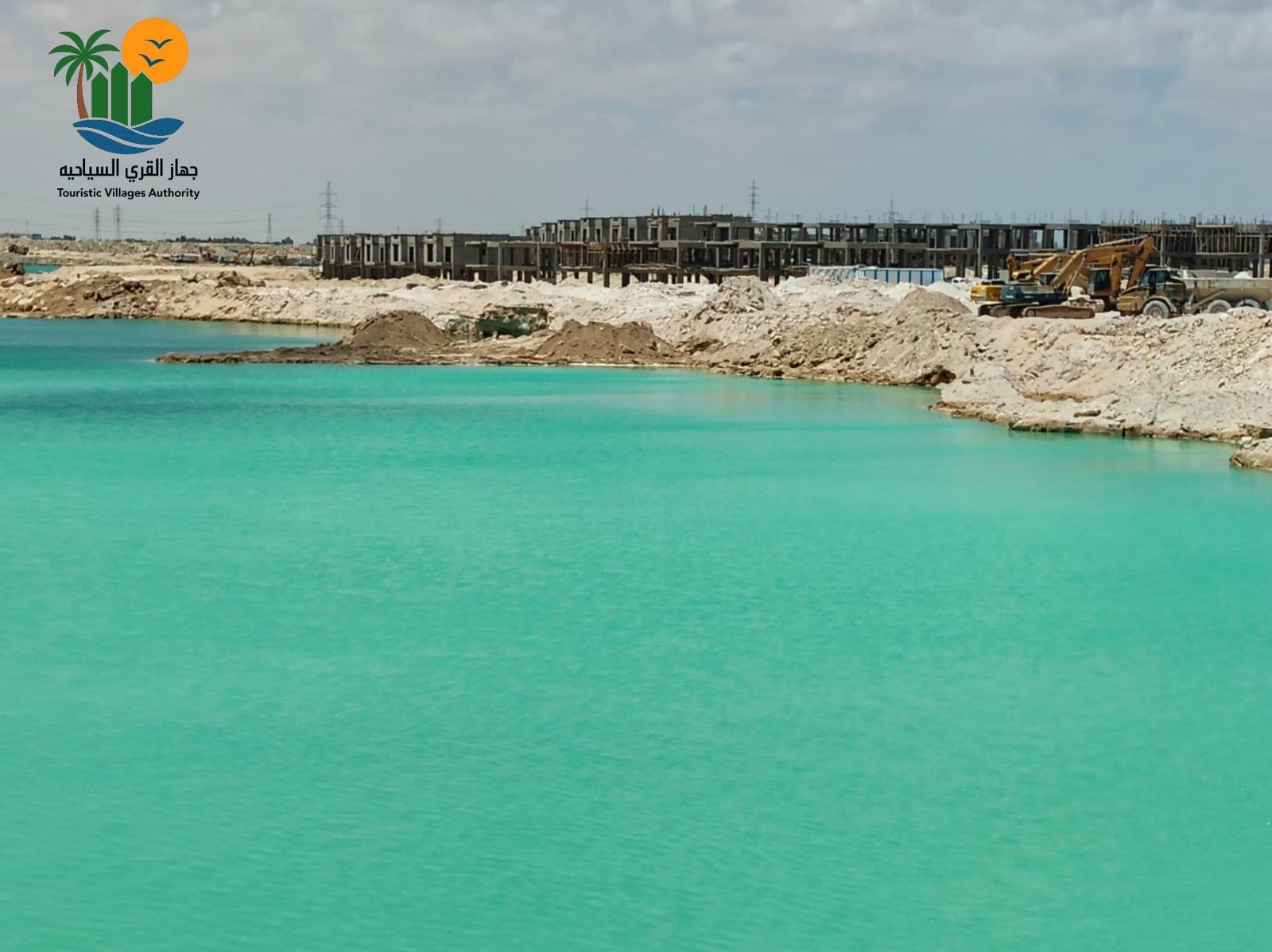 مسئولو "الإسكان" يتفقدون المشروعات الجاري تنفيذها بالقرى السياحية