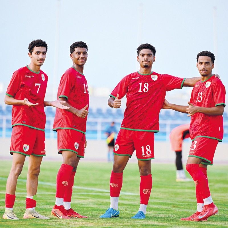 منتخبنا الوطني للشباب القدم يتفوق على فريق الأولمبي بنادي السيب وديا