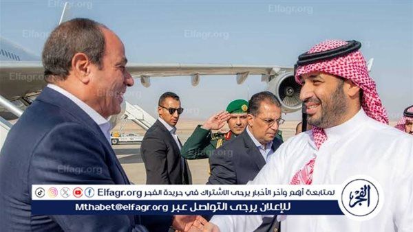 محمد بن سلمان يستقبل الرئيس السيسي في مطار نيوم (صور)