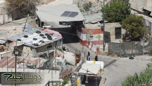 لبنان يبدأ تسلّم الأسلحة من المخيمات الفلسطينية