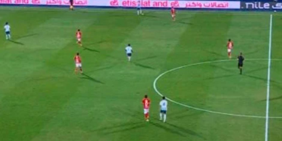 بيراميدز يضرب الأهلى بثنائية ويُلقنه الهزيمة الأولى بالدورى مع ريبيرو