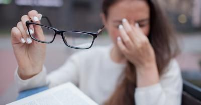 أخبار اليمن : متى تشكل النظارات خطورة على العين؟