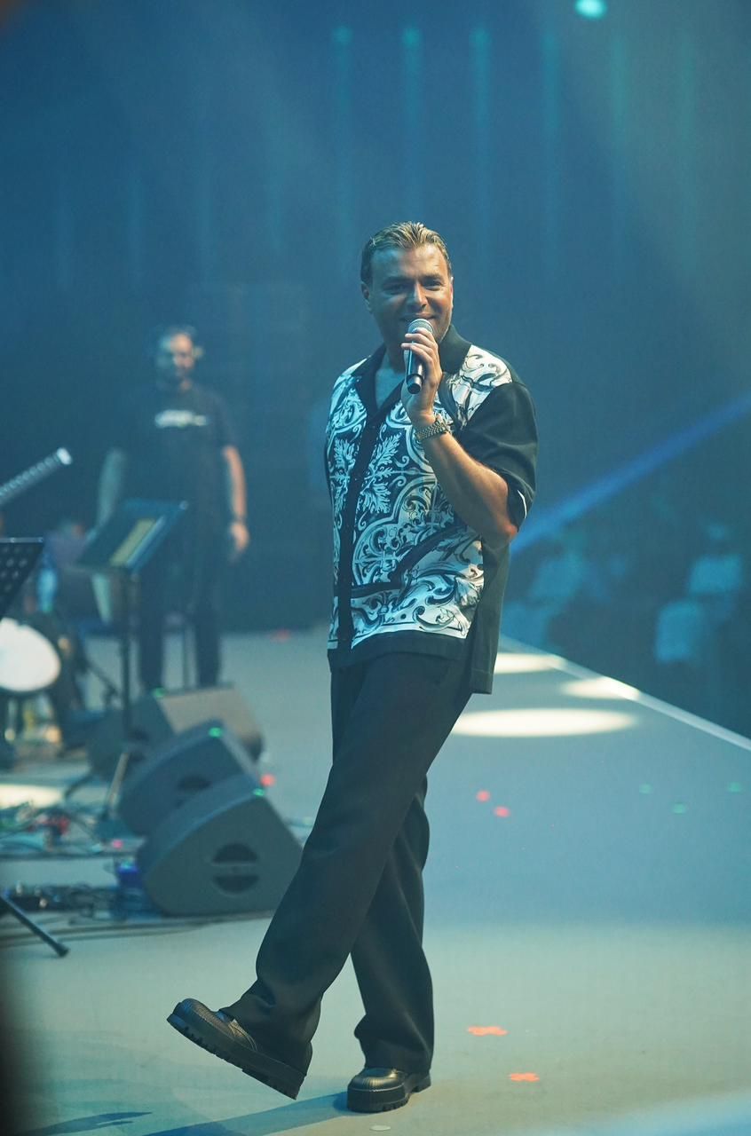 رامي صبري يخطف الأنظار فى دبي بأضخم حضور جماهيري لأبناء الخليج العربي