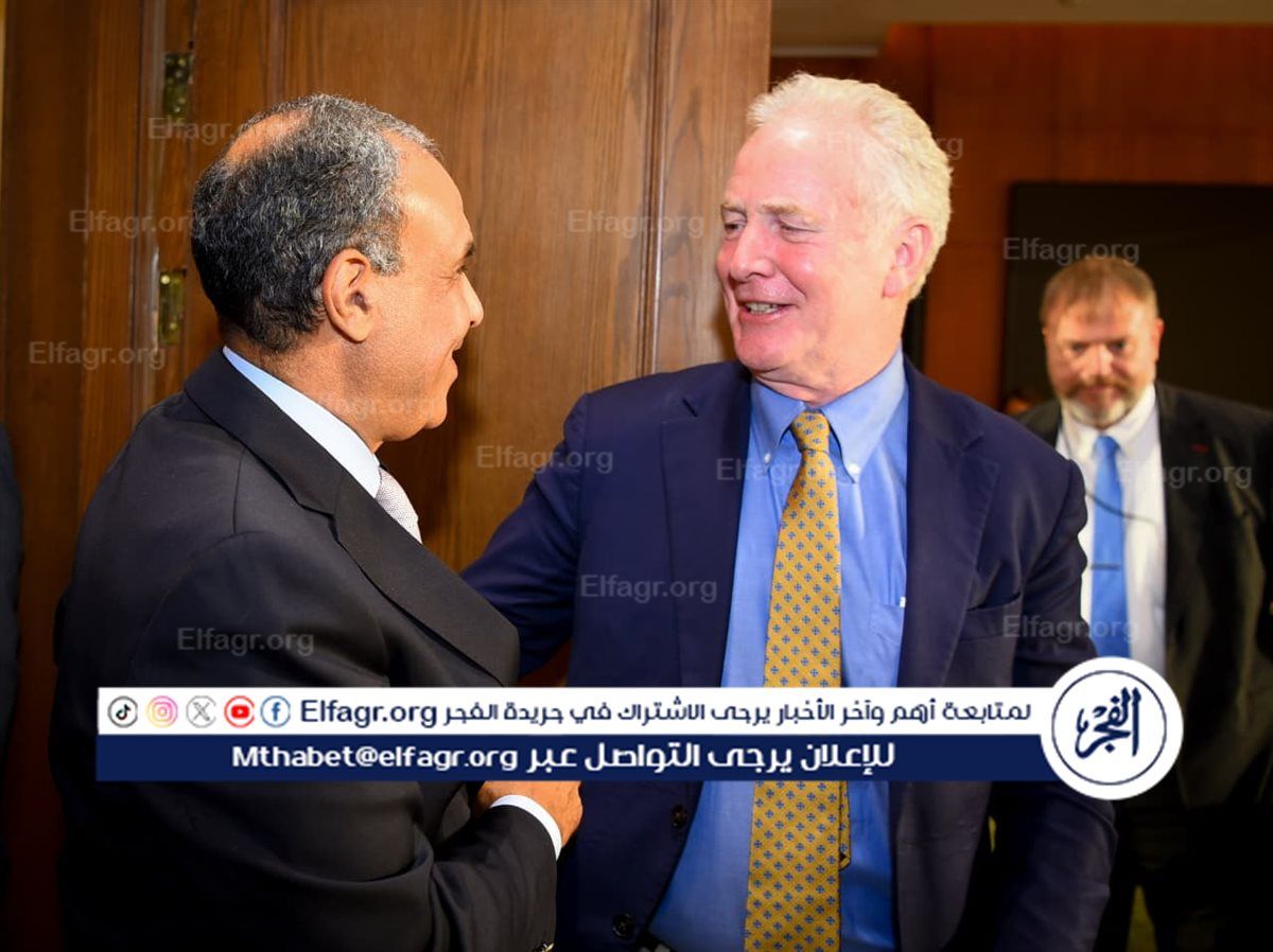 وزير الخارجية يستقبل السيناتور كريس فان هولن والسيناتور جيف ميركلي عضوي مجلس الشيوخ الأمريكي