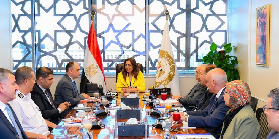 وزيرة التنمية المحلية والقائم بأعمال وزير البيئة تترأس الاجتماع الـ22 لمجلس إدارة صندوق حماية البيئة