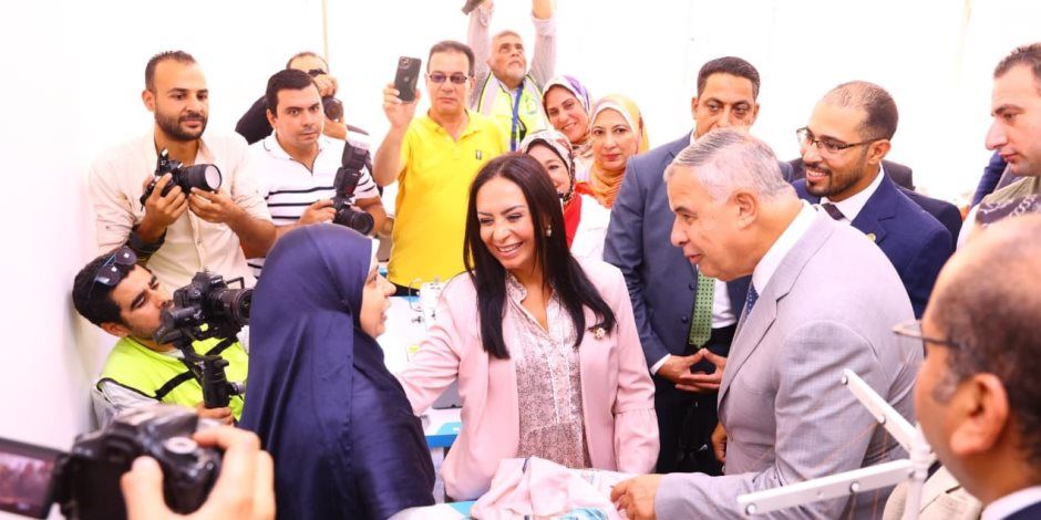 وزيرة التضامن الاجتماعي ومحافظ الإسكندرية يفتتحان مركز التأهيل الشامل لذوي الإعاقة بـ"برج العرب"