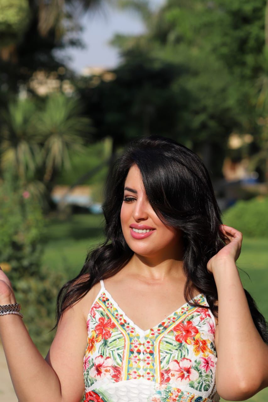 نهى صالح تبدأ عامها الجديد بإطلالة أنيقة تزامنًا مع عيد ميلادها