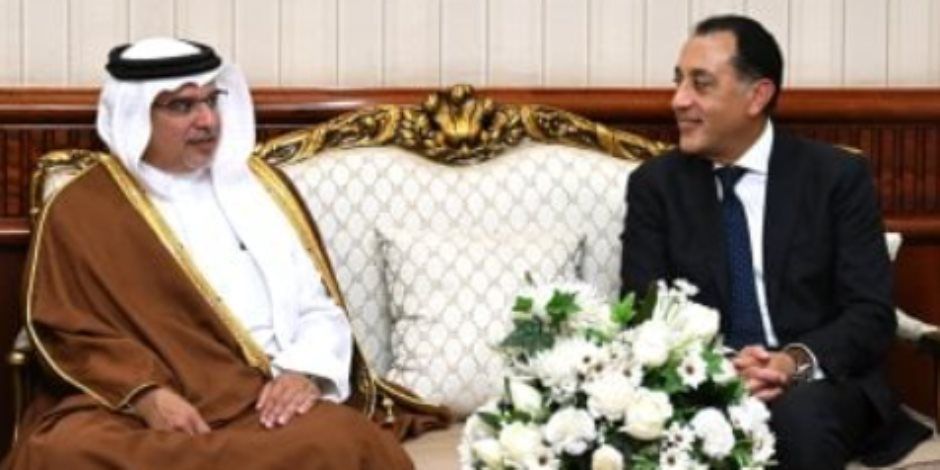 جلسة مباحثات موسعة برئاسة رئيس الوزراء وولى عهد البحرين
