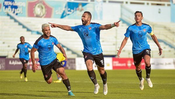 أحمد الشيخ: وفاة والدي وزوجتي "عطلا" انطلاقتي مع الاتحاد.. وتقييم الفرق بالنتائج وليس بالأسماء