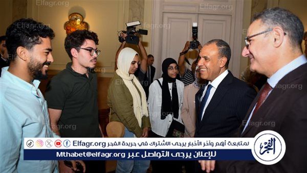 وزير الخارجية يستقبل أوائل الثانوية ويؤكد أهميتهم كأمل مصر (صور)