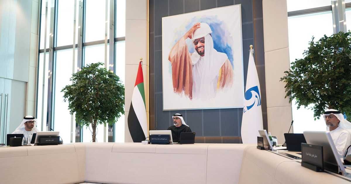 العالم اليوم - خالد بن محمد بن زايد يترأس اجتماع مجلس إدارة أدنوك التنفيذي