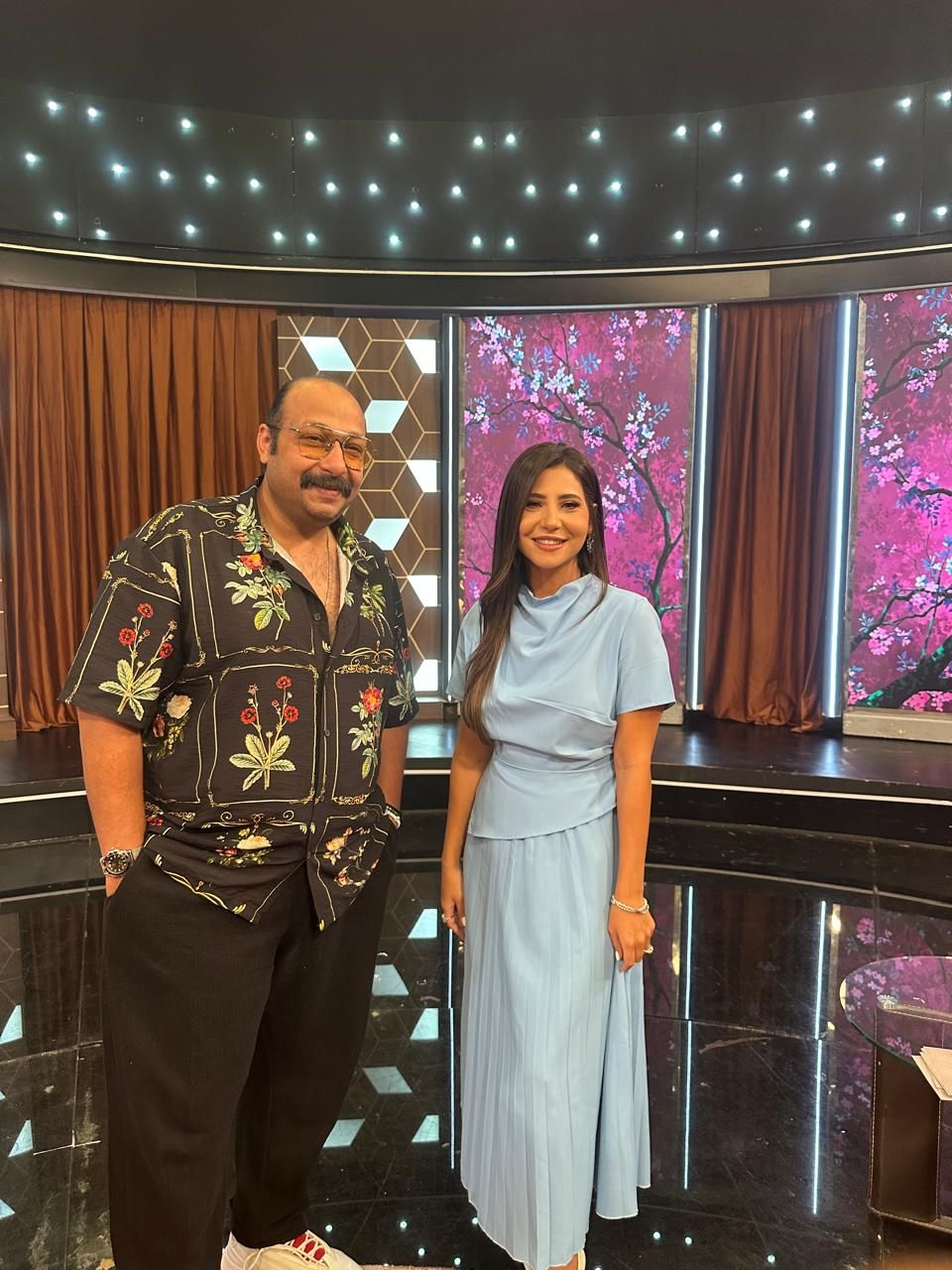 محمد ثروت: اشتغلت على عربية كبدة قبل دخول الوسط الفني من أجل المال