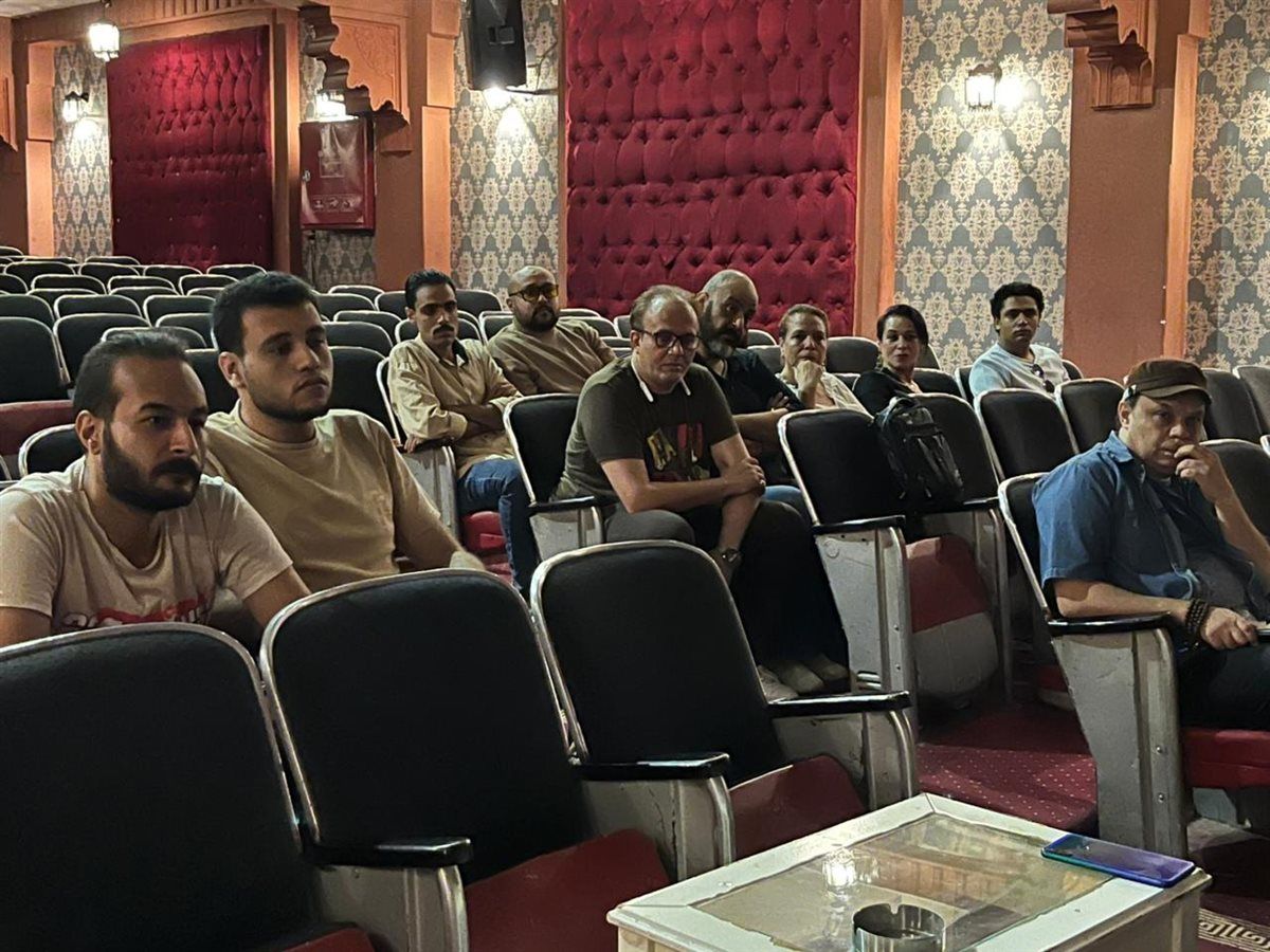 أشرف زكي في لقاء مؤثر مع الفرق المستقلة: كلمة فشل ليست في قاموسنا (صور)