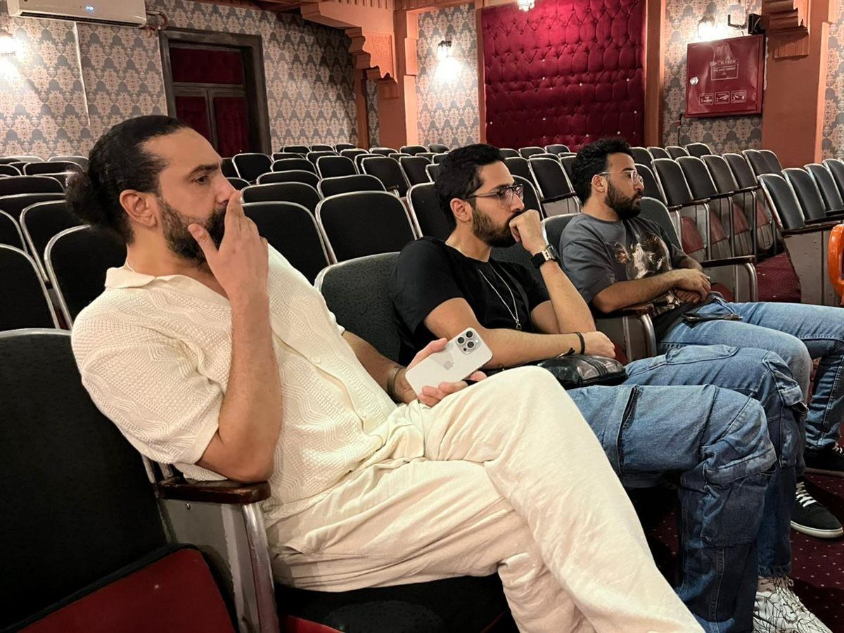 أشرف زكي في لقاء مؤثر مع الفرق المستقلة: كلمة فشل ليست في قاموسنا (صور)
