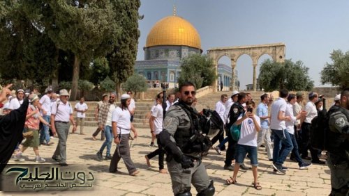 مستوطنون يقتحمون المسجد الأقصى