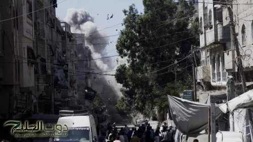 الاحتلال يدمر برج الصفدي في مدينة غزة