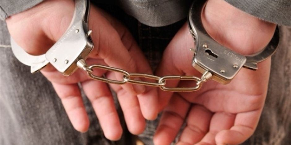 ضبط سيدة ادعت تخديرها وسرقة مشغولاتها الذهبية لإخفائها عن زوجها