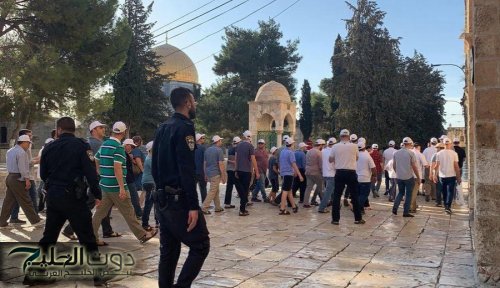 اقتحامات لباحات الأقصى واعتقالات في الضفة