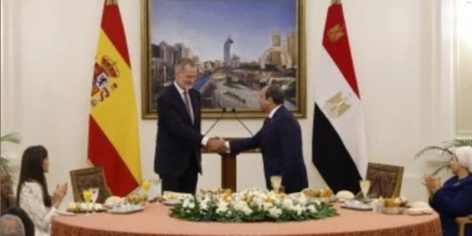الرئيس السيسى والسيدة قرينته يقيمان مأدبة غداء لملك وملكة إسبانيا