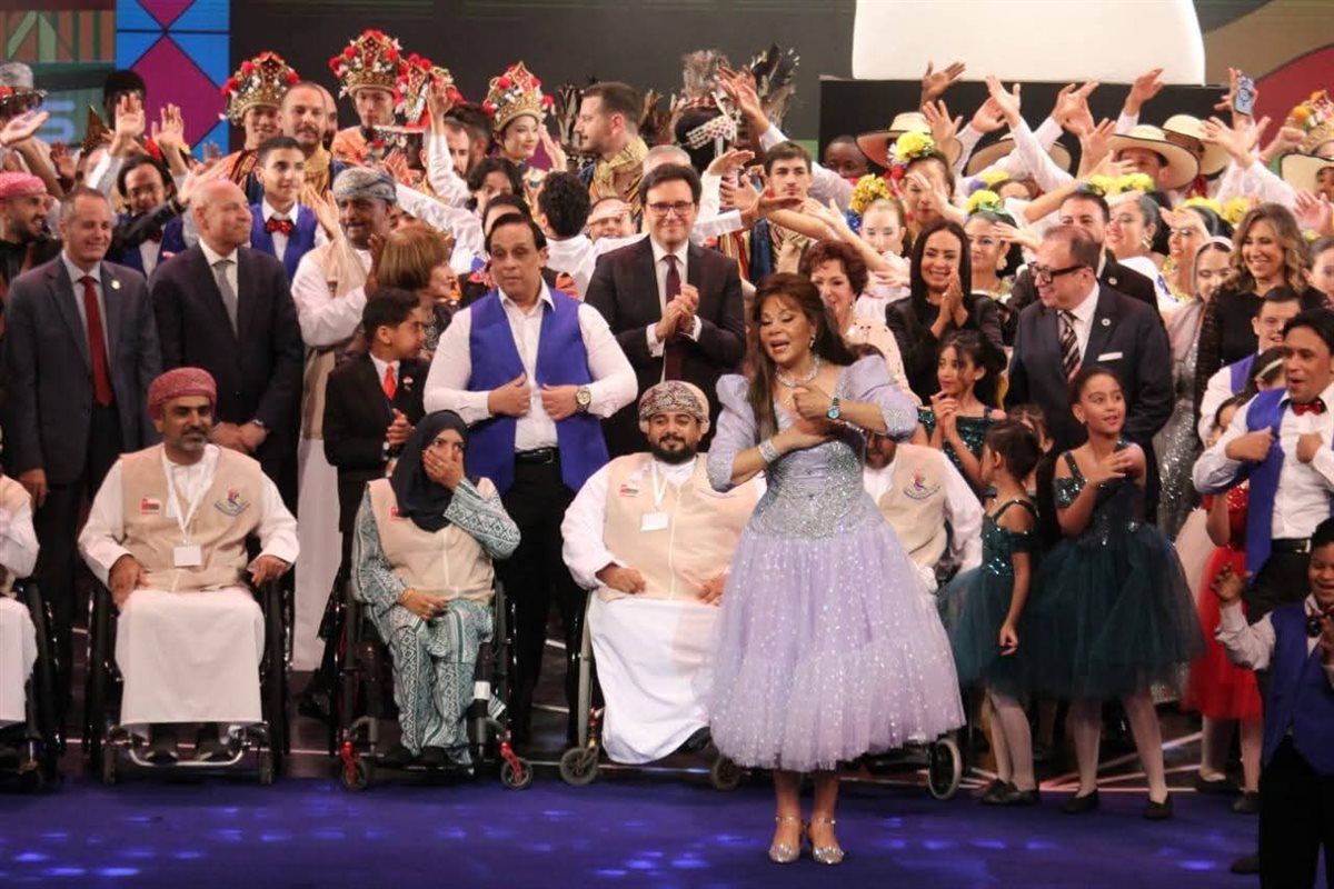 وزراء الثقافة والشباب والرياضة والتضامن الاجتماعي يفتتحون الملتقى الدولي التاسع لفنون ذوي القدرات الخاصة بالأوبرا