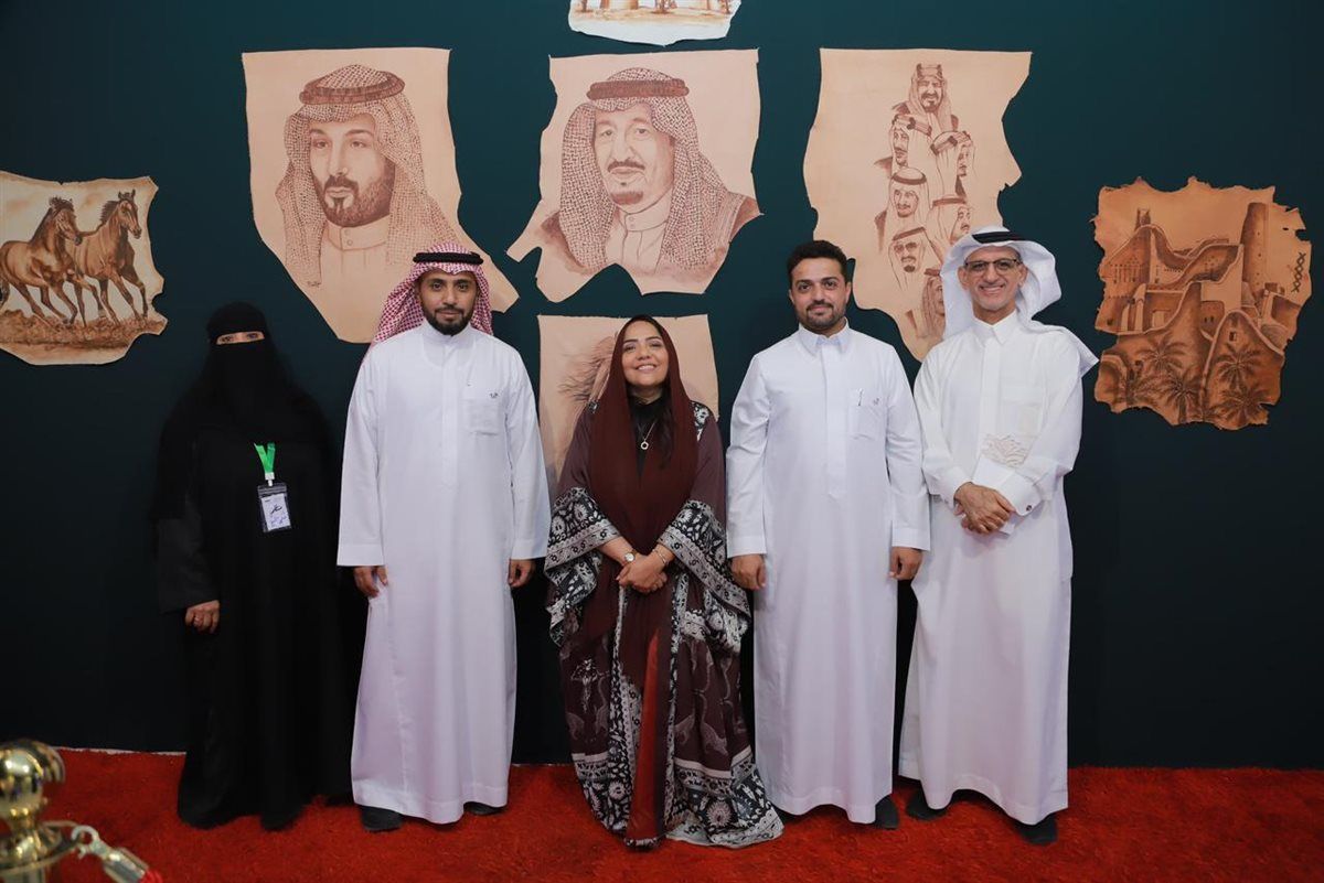 أفتتاح معرض «وجود» الفني بالأحساء بمشاركة أكثر من 80 فنانًا تشكيليًا