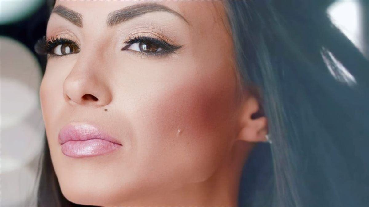 دوللي شاهين تنتهي من تسجيل أغنية «ترند»