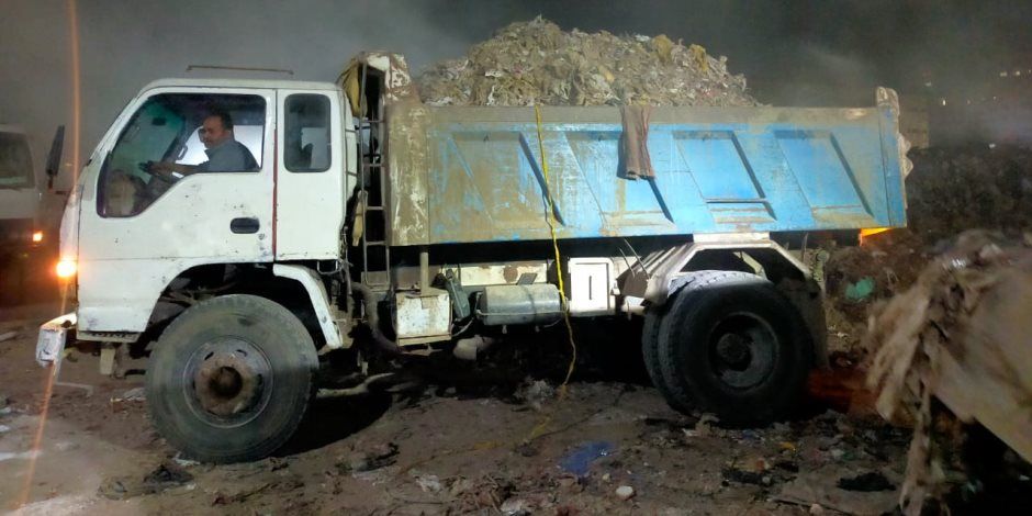محافظ الجيزة: رفع 2000 طن مخلفات من أرض المطاحن بشارع فيصل لتحسين المظهر الحضاري