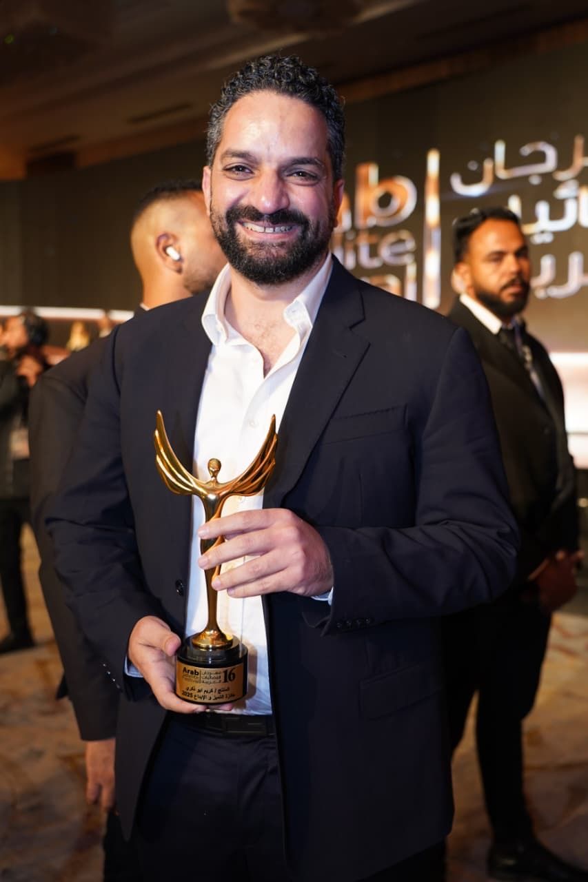 كريم أبو ذكري يحصد جائزة أفضل منتج درامي لعام 2025 في مهرجان الفضائيات العربية