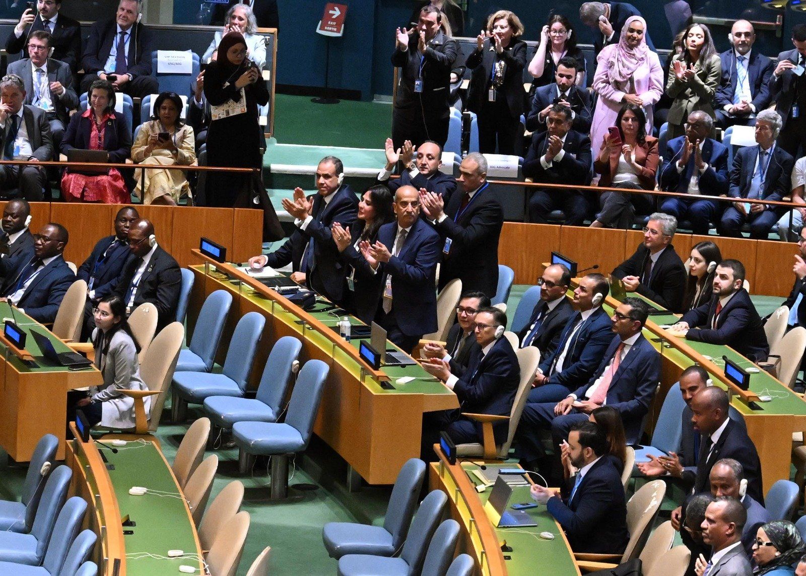 فرحة مدبولى ووفد مصر لحظة إعلان ماكرون الاعتراف رسميا بدولة فلسطين