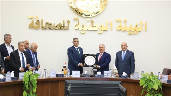 محافظ الجيزة: "أم المصريين" قصر عيني جديد.. وإحلال وتجديد مستشفى بولاق الدكرور العام