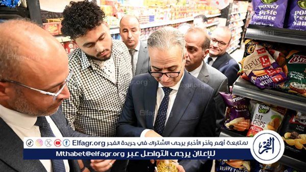 عاجل- رئيس جهاز حماية المستهلك يقود حملة ليلية بالمقطم لضبط الأسواق: ضبط 46 قضية وتأكيد على استمرار الرقابة